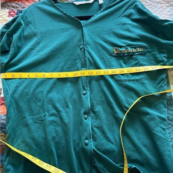 🌞 Vintage Victoria’s Secret pajama top - Picture 5 of 5